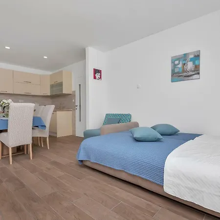 Apartment Sun&sea 4 Stars