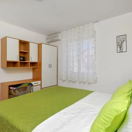 Apartment Sun&sea 4 Stars