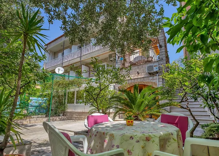 Sun&sea 4 Stars Apartment